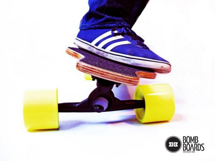 BomBBoards Killer Twin